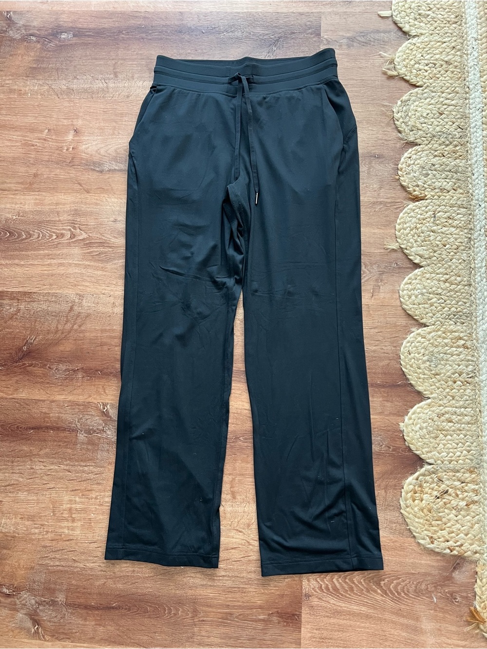 Lululemon Ready To Rulu Straight Leg HR Pant Size 10 RT $108 Black